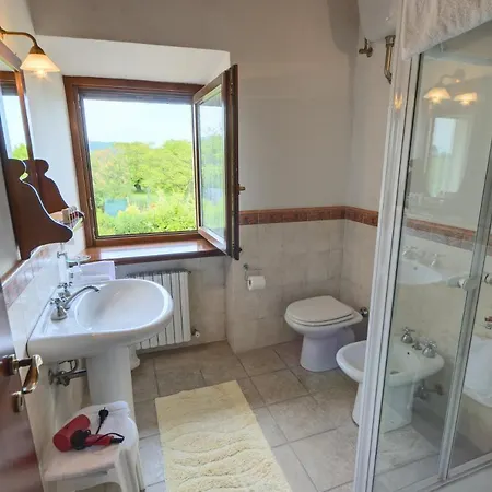 ベッド・アンド・ブレックファスト Il Girasole カメラーノ